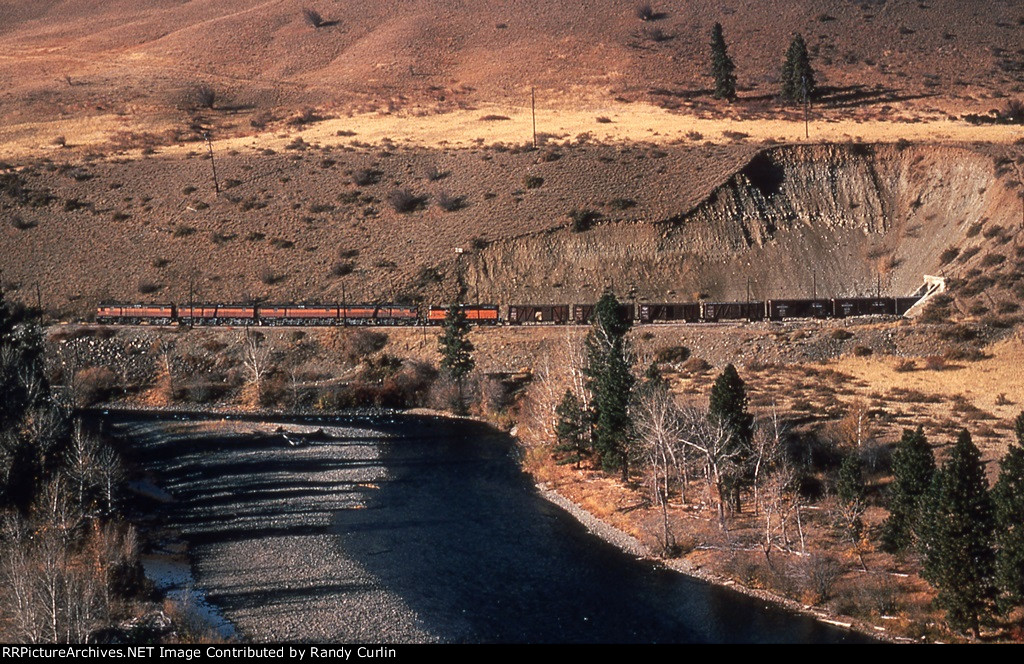 MILW E39B east of Cle Elum